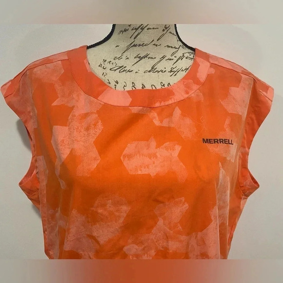 Merrell Hydro Hike Dress size medium Goldfish Orange Performance Quick Dry - Picture 2 of 8
